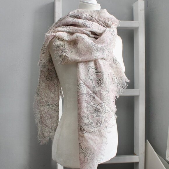 EMU Indigo Cream Badu Paisley Sarong 100% Merino Wool Scarf Wrap Shawl - Picture 1 of 7
